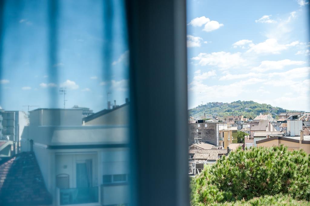 Residence Suisse Каттолика Экстерьер фото